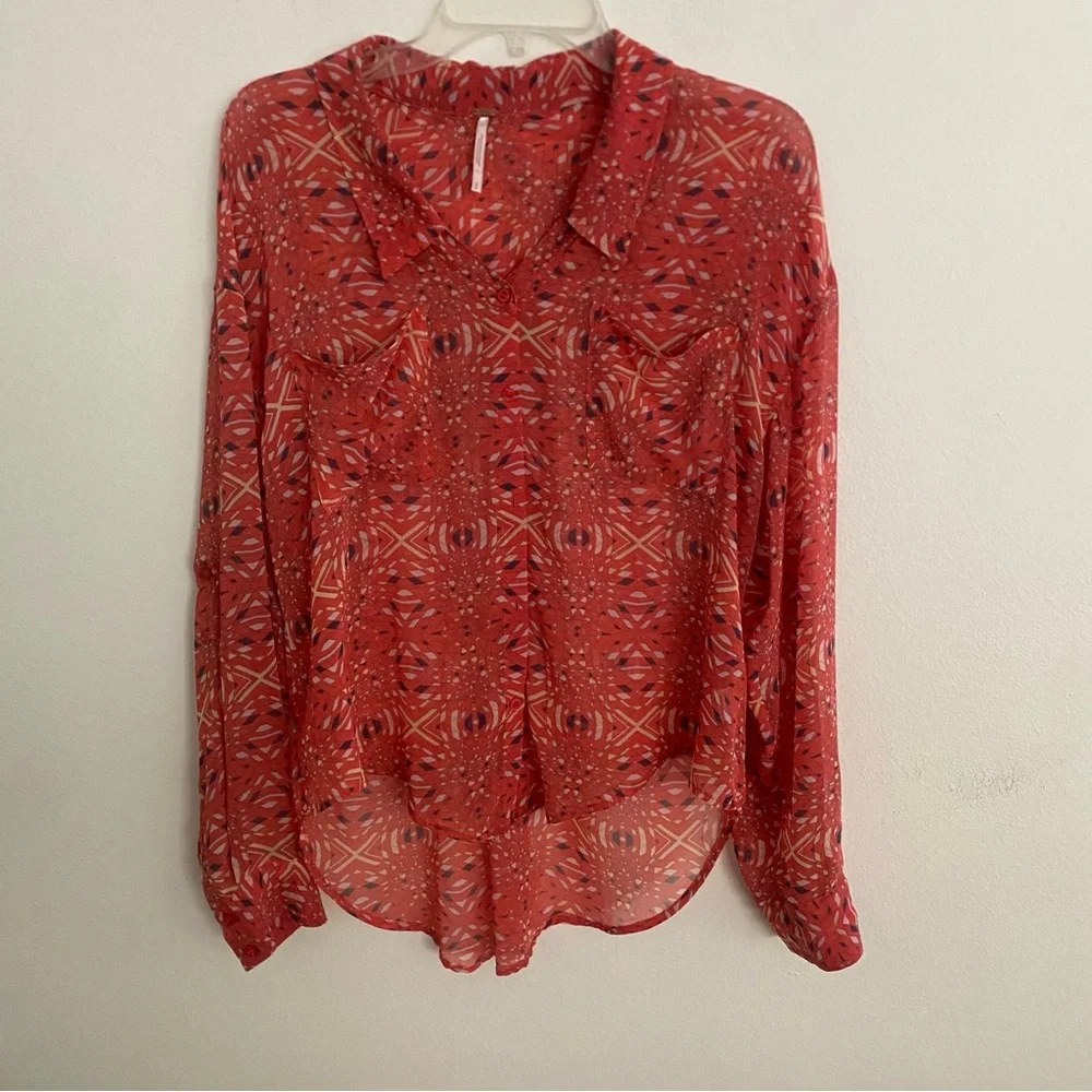 FREE PEOPLE EASYRIDER SHEER GEOMETRIC PRINT  LONG SLEEVE BUTTON DOWN SHIRT SMALL